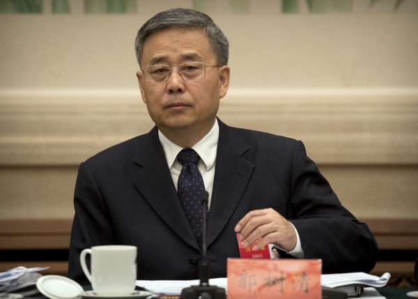 ▲궈수칭 중국 은행보험감독관리위원회 주석이 2019년 3월 전국인민대표대회(전인대)에서 기자회견을 하고 있다. 베이징/AP뉴시스
