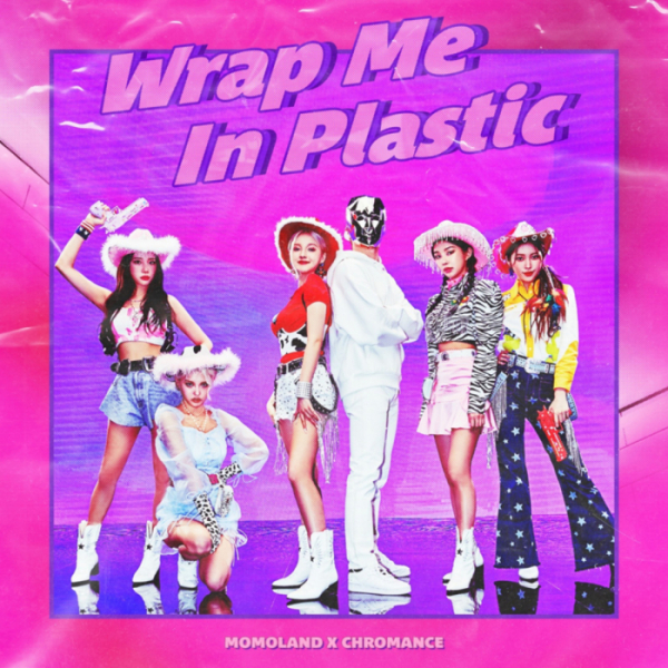 ▲모모랜드X크로망스(사진제공=소니 뮤직 엔터테인먼트 코리아)