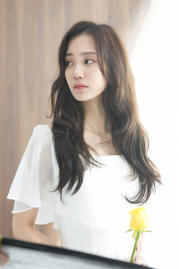 ▲신현빈(사진제공=유본컴퍼니)