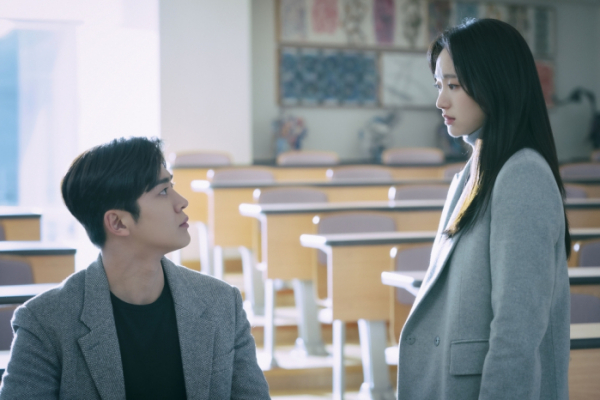 ▲‘선배, 그 립스틱 바르지 마요’(사진제공=JTBC스튜디오)