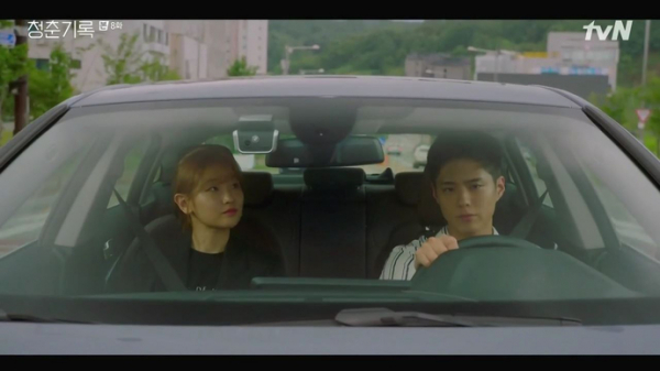 ▲tvN 드라마 ‘청춘기록’에서 배우 박보검이 BMW 220d 그란쿠페를 운전하고 있다.  (출처=tvN 드라마 청춘기록)