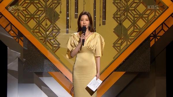 ▲열린음악회 아나운서 이현주(사진=KBS 방송화면 캡처)