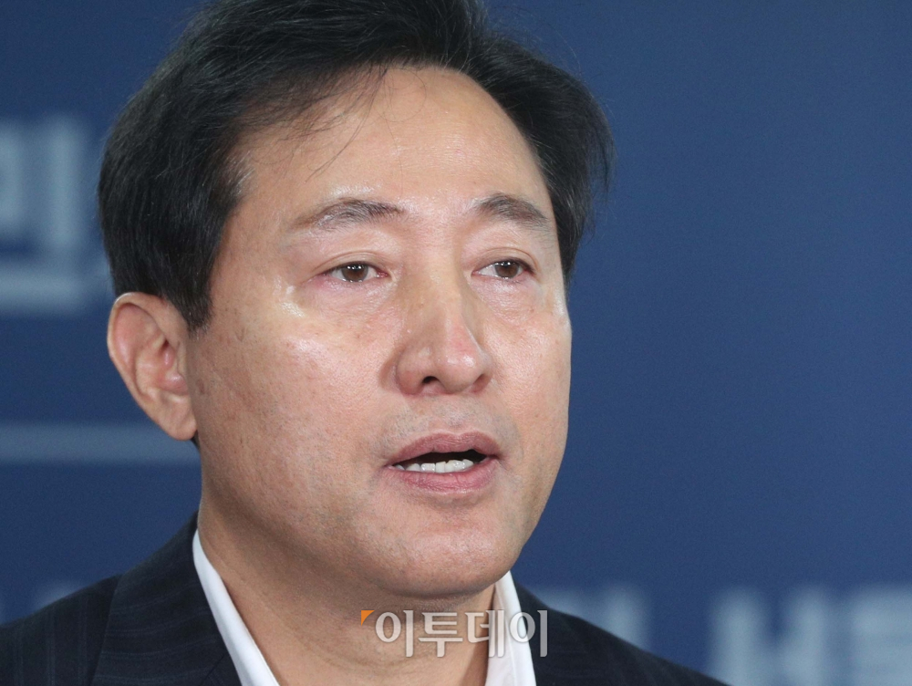 ▲국민의힘 서울시장 후보로 선출된 오세훈 후보가 4일 오전 서울 여의도 국민의힘 중앙당사에서 열린 서울·부산시장 후보 경선 결과 발표회에서 후보 수락 연설을 하고 있다. (신태현 기자 holjjak@)