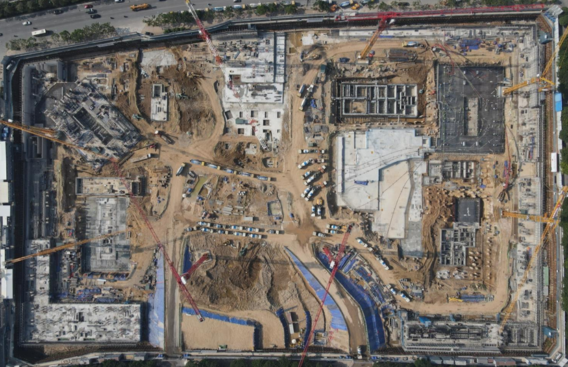 ▲베트남 하노이에 위치한 '롯데몰 하노이' 건설 현장 콘크리트 타설 전경. (사진제공=롯데건설)