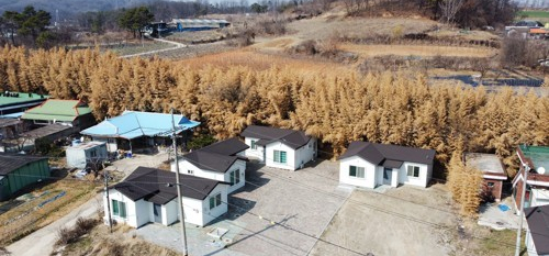 ▲세종시 연서면 와촌리 일대에 지어진 조립식 주택. (연합뉴스)