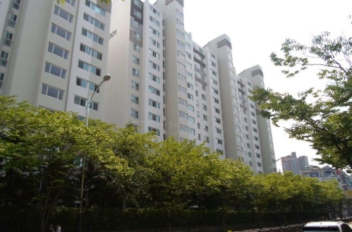 ▲경기 용인시 수지구 동천동 869 수진마을 우미이노스빌. (사진제공=지지옥션)