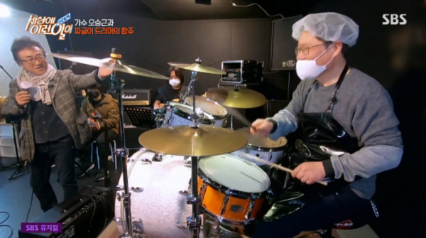 ▲오승근 짜글이 드러머(사진=SBS 방송화면 캡처)