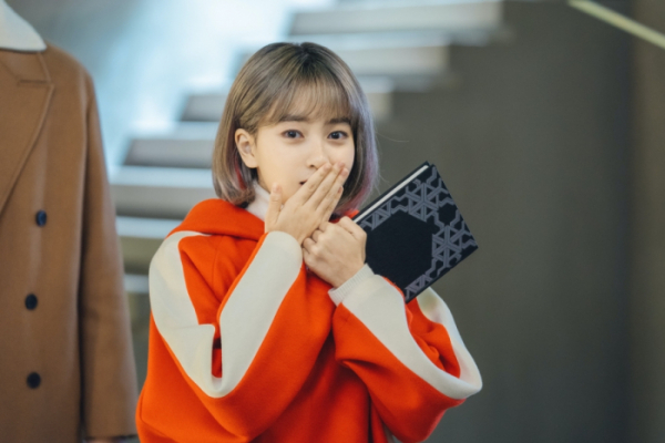 ▲‘당신의 운명을 쓰고 있습니다’(사진제공=티빙)