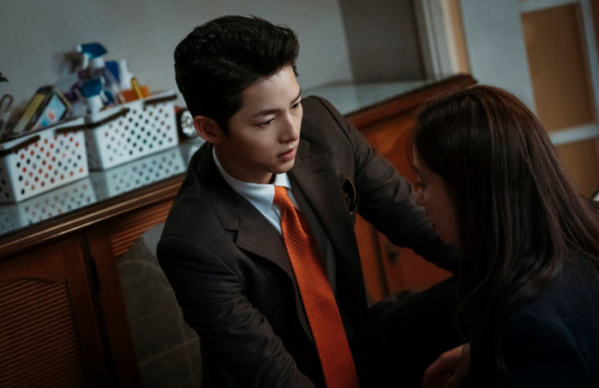 ▲'빈센조' 송중기X전여빈(사진제공=tvN)