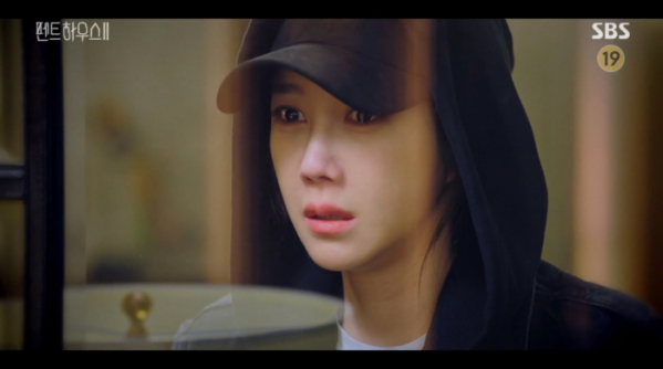 ▲'펜트하우스2' 심수련, 사망한 나애교 목격(사진=SBS 방송화면 캡처)