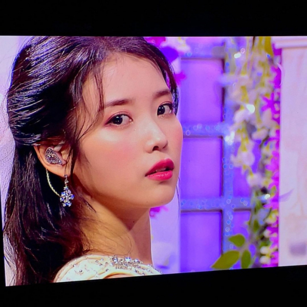 ▲아이유(사진=아이유 SNS)