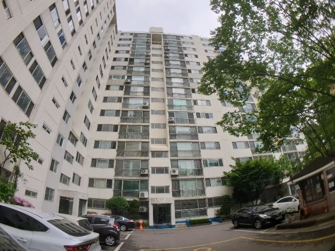 ▲서울 관악구 봉천동 1698-1 보라매삼성. (사진제공=지지옥션)