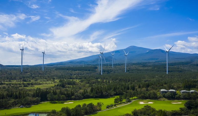 ▲한화건설이 건설한 제주 수망 풍력발전단지. (사진제공=한화건설)