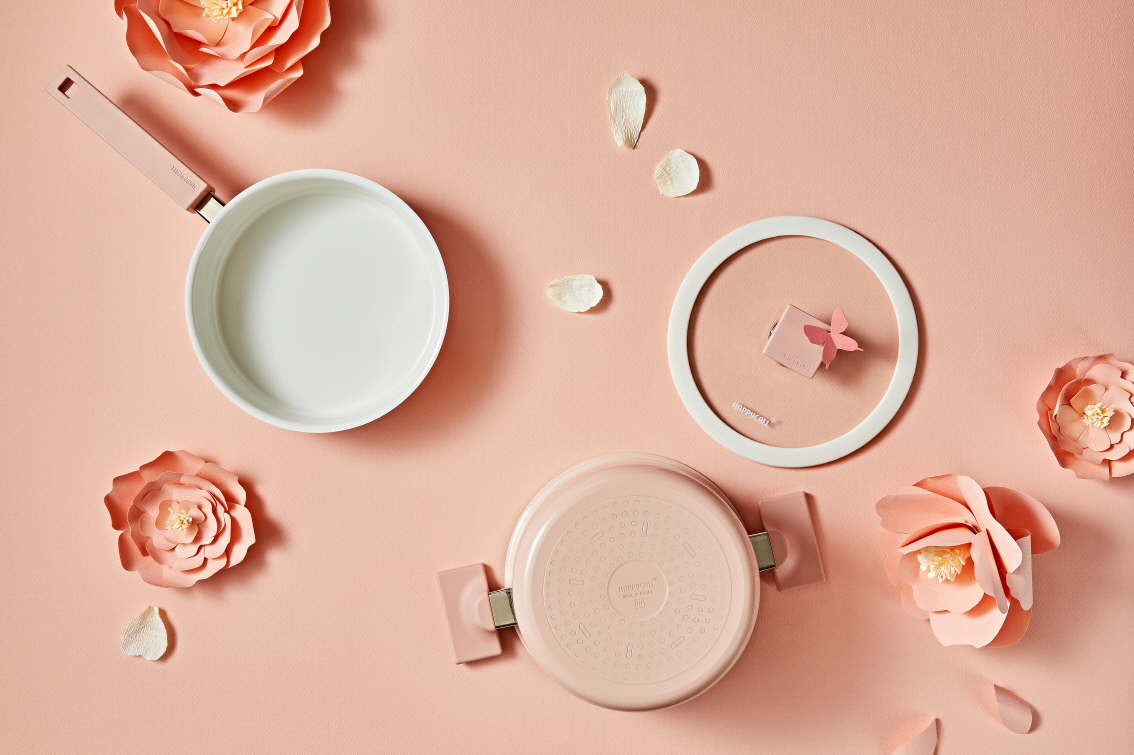 ▲해피콜 ‘앳지 블라썸 에디션’ (사진제공=해피콜)