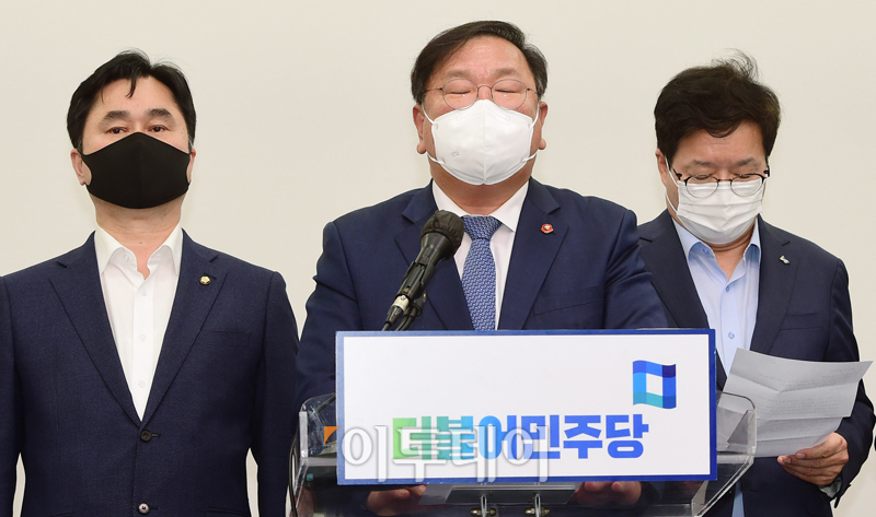 (신태현 기자 holjjak@)