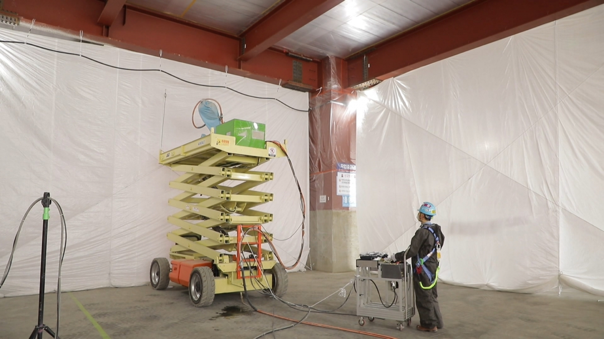 ▲내화뿜칠 로봇 (사진제공=삼성물산)