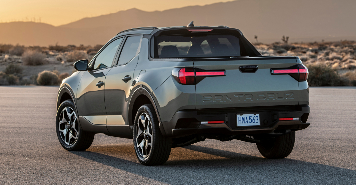 ▲싼타크루즈는 캐빈(승객석)과 적재함을 분리하지 않은, '모노코크 보디'를 기반으로 한 엔트리급 소형 픽업이다.  (사진제공=현대차)