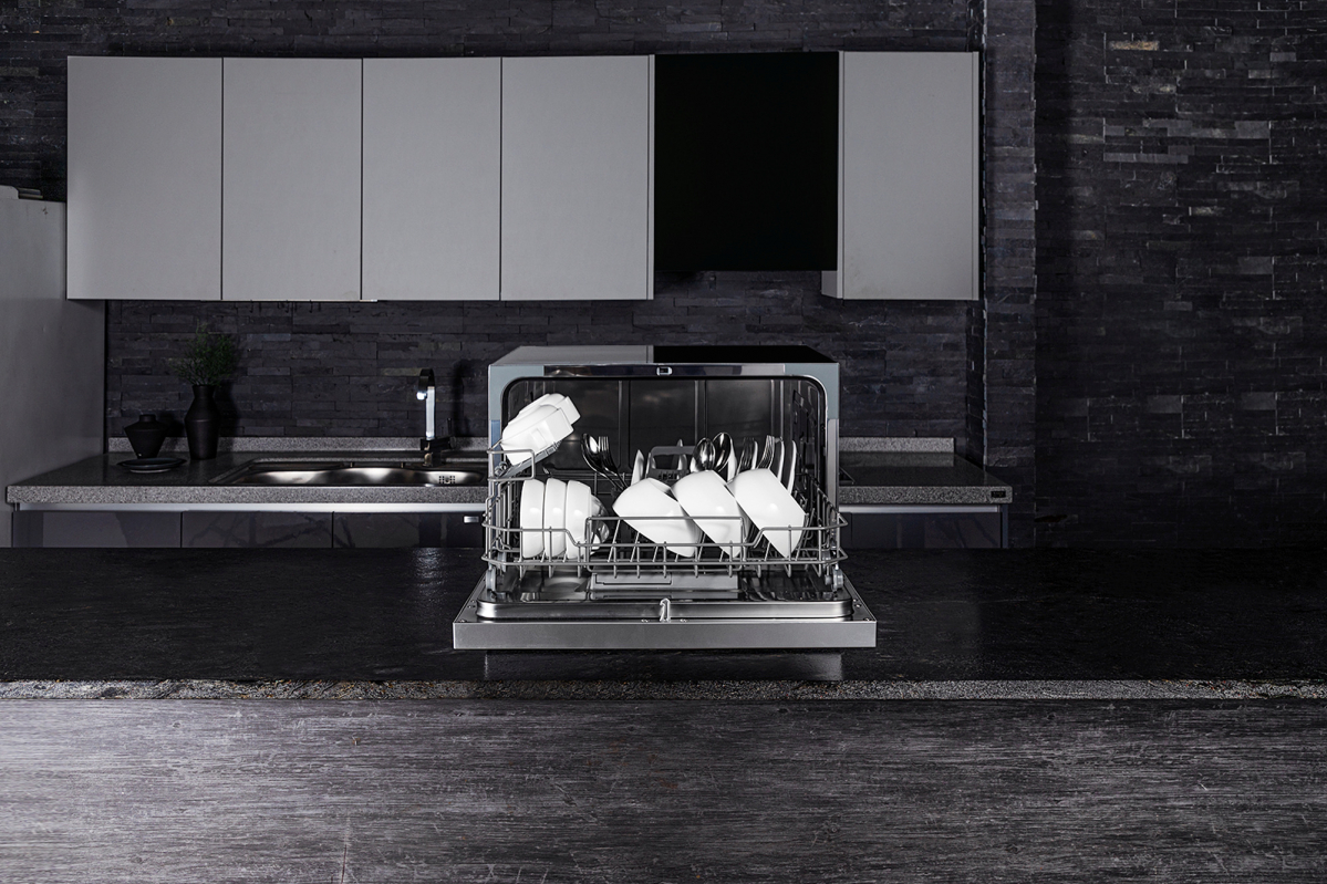 ▲쿠쿠전자 6인용 식기세척기 (사진제공=쿠쿠)