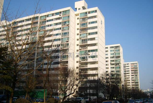 ▲경기 광명시 철산동 241 주공. (사진제공=지지옥션)