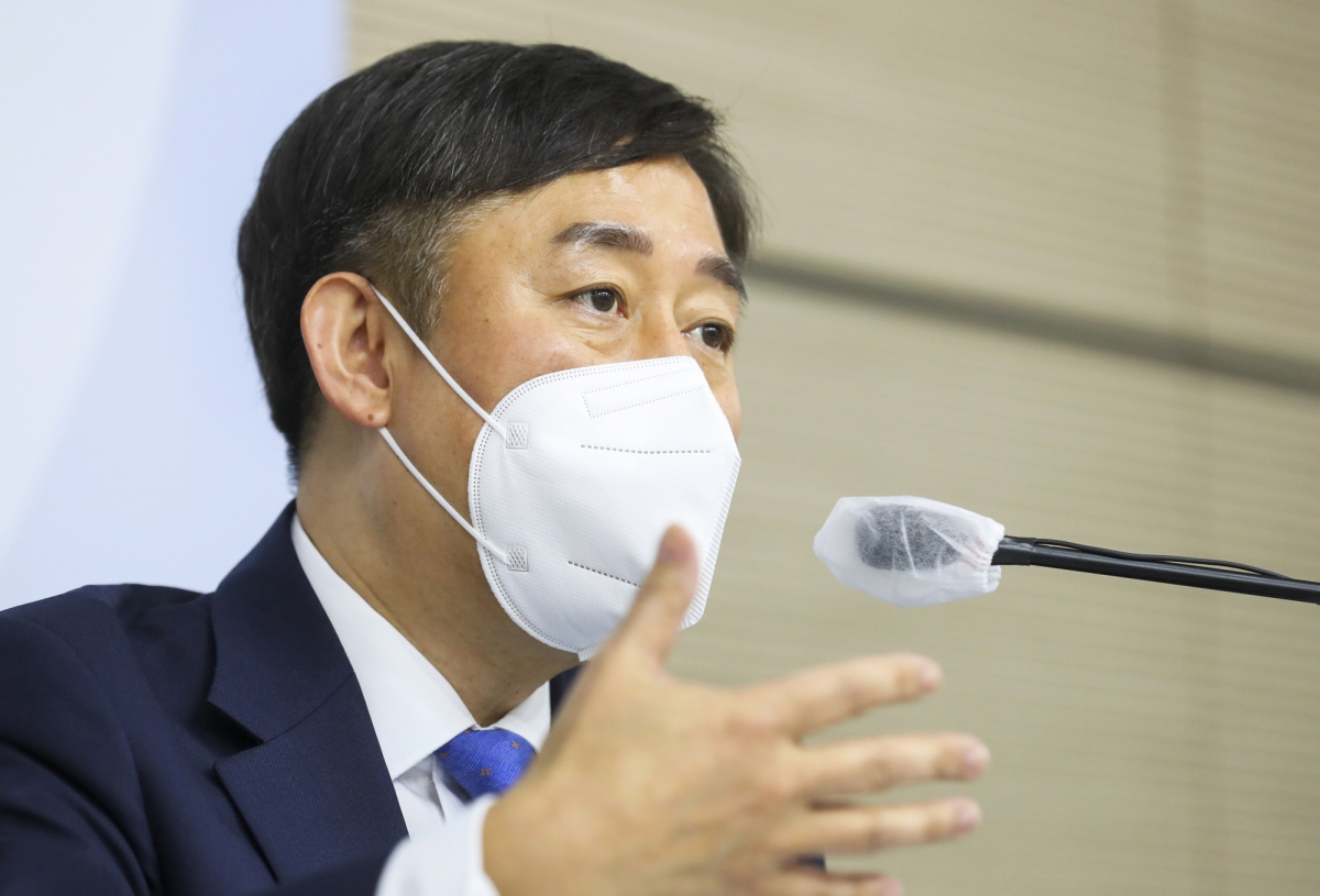 ▲양성일 보건복지부 1차관이 정부세종청사에서 진행된 출입기자 간담회에서 질문에 답하고 있다. (사진제공=보건복지부)