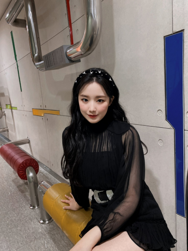 (출처=여자아이들 공식 트위터)