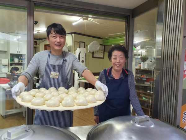 ▲동작 찐빵 달인(사진제공=SBS)