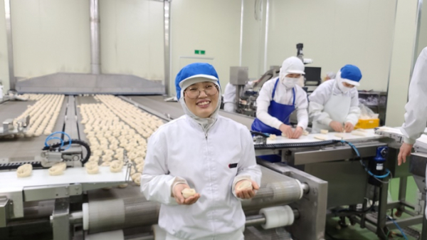 ▲만두 공장 달인(사진제공=SBS)