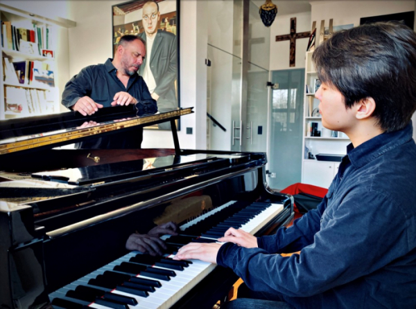 ▲조성진, 바리톤 마티아스 괴르네(사진 = 유니버설뮤직 제공)