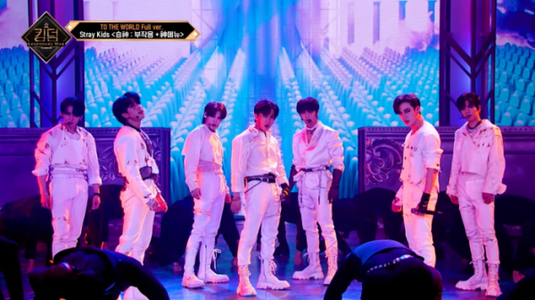 (사진제공=Mnet 공식 유튜브 채널 'Mnet K-POP' 내 '[풀버전] 自神 (스스로 '자', 귀신 '신') - 스트레이 키즈(Stray Kids)' 영상 화면 캡처)