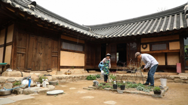 ▲'김영철의 동네 한 바퀴' 속달동 동래군파종택(사진제공=KBS 1TV)