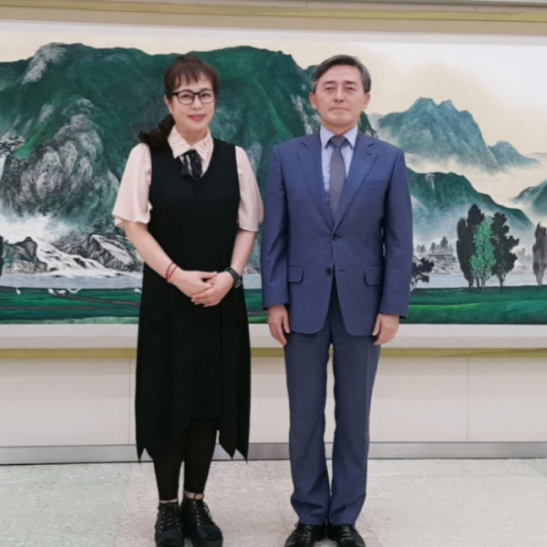 ▲대한가수협회 이자연, KBS 양승동 사장(사진=대한가수협회)