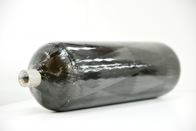 ▲탄소섬유로 만든 수소연료탱크 (사진제공=효성첨단소재)