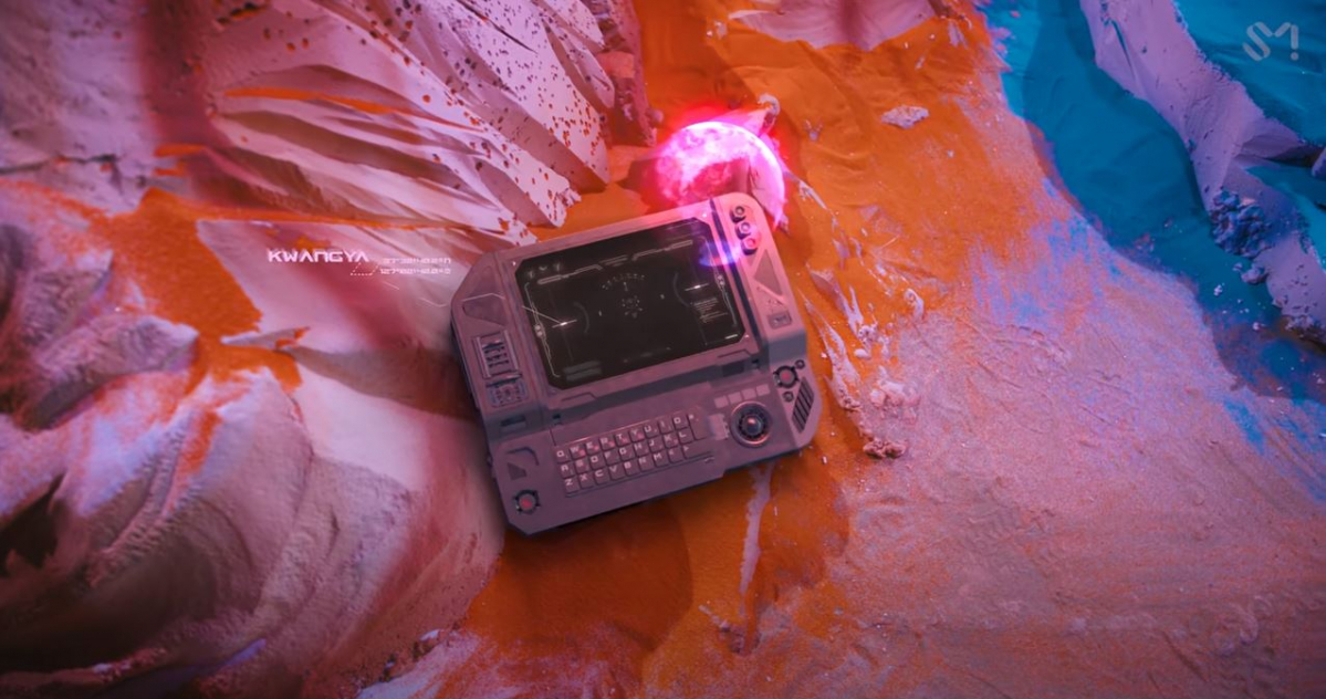 ▲SM의 아이돌 그룹 에스파(aespa)의 신곡 'Next Level'(넥스트 레벨)에 등장한 '광야'의 정체가 알려져 관심이 집중되고 있다. (사진출처=에스파 뮤직비디오 유튜브 캡처)