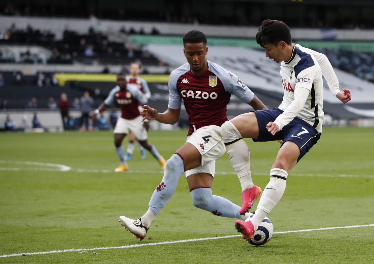 ▲한국시각 20일 열린 2020-2021 잉글랜드 프로축구 프리미어리그(EPL) 37라운드 아스턴 빌라와의 홈 경기에서 손흥민이 아스톤 빌라 수비수 돌파를 시도하고 있다. (런던=AP/뉴시스)