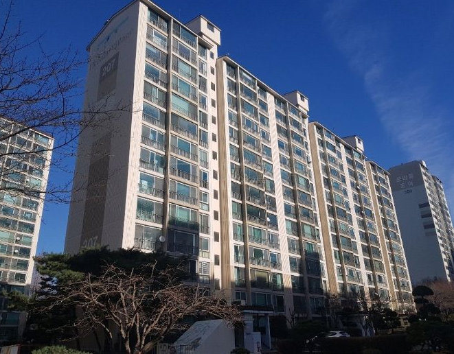 ▲경기 안양시 동안구 평촌동 933 꿈마을. (사진제공=지지옥션)