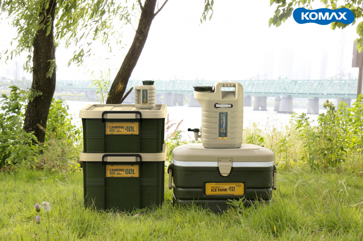 ▲코멕스 캠핑용품 ‘밀리터리 그린 시리즈’. (사진제공=코멕스)