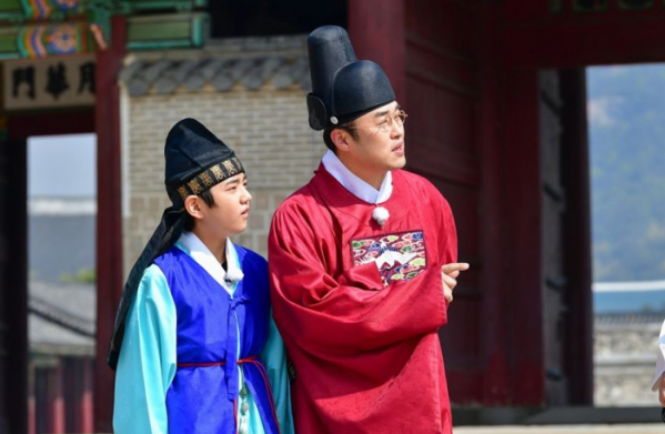 ▲김강훈, 최태성(사진제공=SBS)