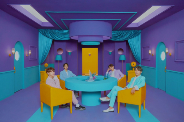 ▲하이라이트(사진 = 어라운드어스 제공)