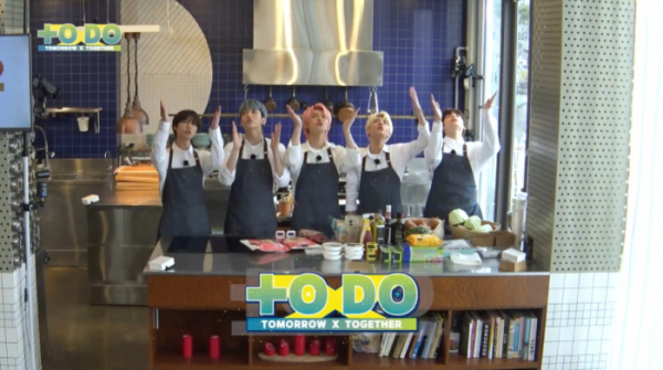 ▲투모로우바이투게더(사진제공=하이브)