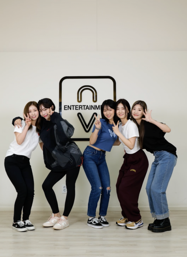 ▲우아-브레이브걸스(사진제공=엔브이엔터테인먼트)