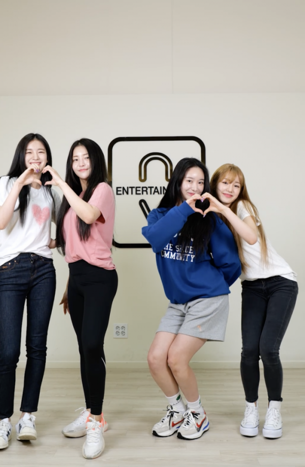 ▲우아-브레이브걸스(사진제공=엔브이엔터테인먼트)