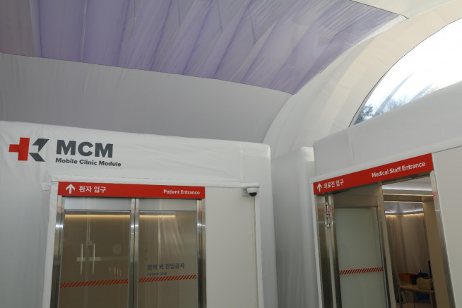 ▲ 원자력병원에 설치한 확장형 음압병동 실내 모습 (신성이엔지)