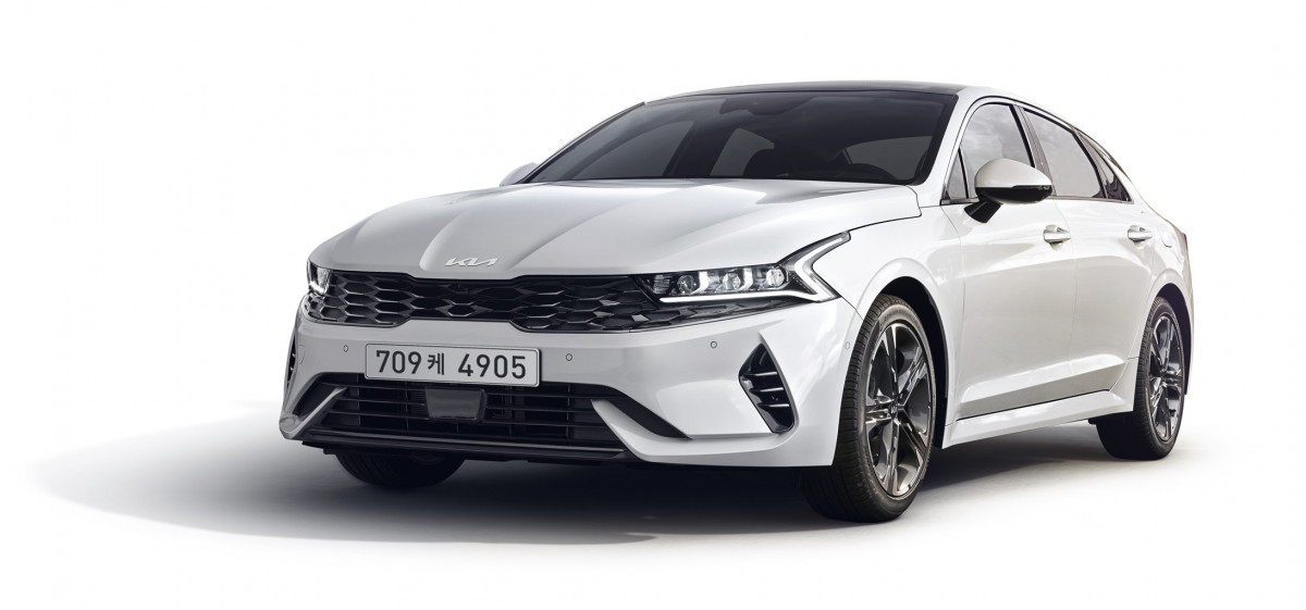 ▲기아 2022년형 K5. (사진제공=기아, BMW, 아우디코리아)