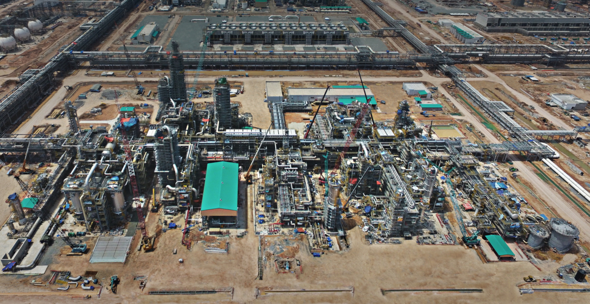 ▲정부가 해외건설 수주 지원을 위해 금융 지원을 강화하고 금리 수수료 인하를 제공한다. 삼성엔지니어링이 수주한 말레이시아 석유화학 플랜트 전경. (사진제공=삼성엔지니어링)