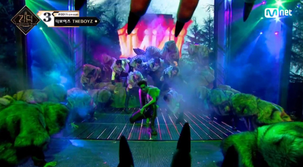 ▲'킹덤' 스트레이키즈 '울프갱'(사진=Mnet 방송화면 캡처)