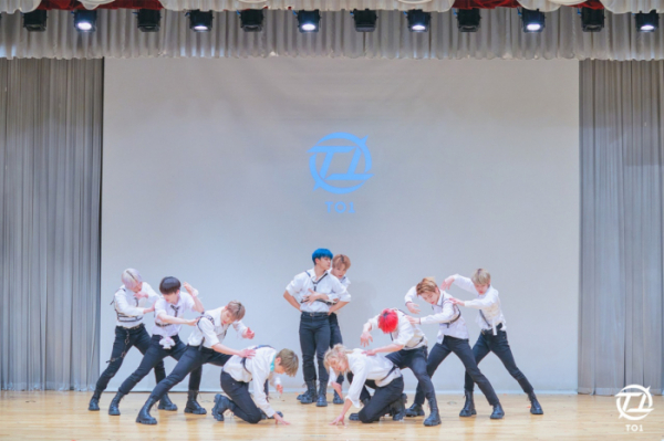 ▲TO1(티오원)(사진 = 웨이크원엔터테인먼트 제공)