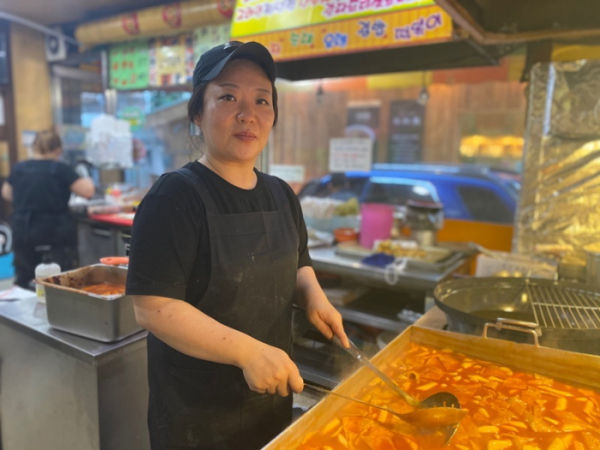 ▲떡볶이·고추튀김 달인(사진제공=SBS)