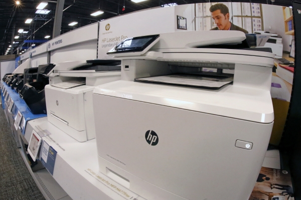 ▲미국 피츠버그의 한 베스트바이 매장에 휴렛팩커드(HP) 프린터들이 진열돼 있다. 피츠버그/AP뉴시스 
