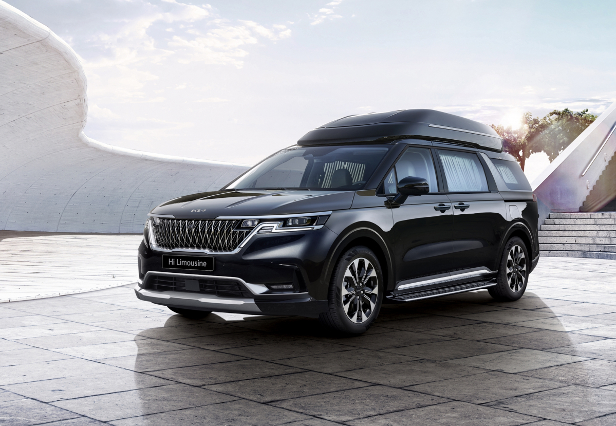 ▲카니발 하이리무진 4인승  (사진제공=기아)