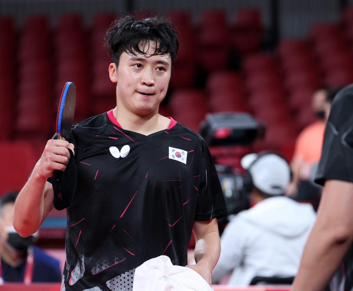 ▲ 27일 일본 도쿄체육관에서 열린 탁구 남자 단식에 출전한 정영식 (연합뉴스)